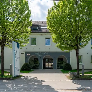 Schreder Hotel